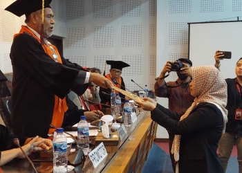 Dosen FIS UNG, Yowan Tamu berhasil meraih gelar doktor ilmu antropologi (Dok. UNG)