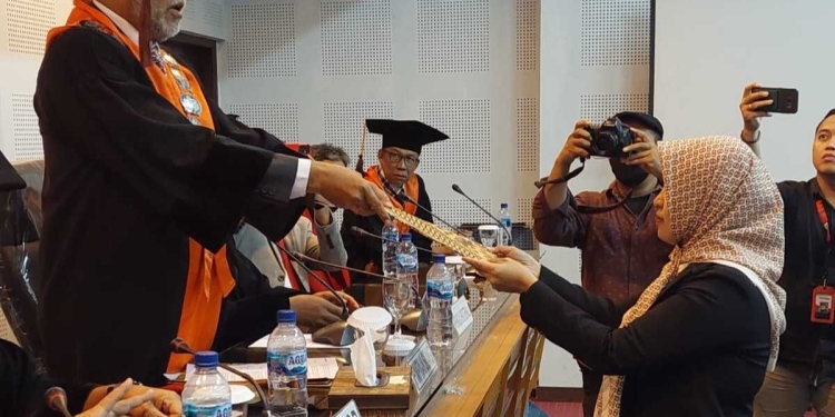 Dosen FIS UNG, Yowan Tamu berhasil meraih gelar doktor ilmu antropologi (Dok. UNG)