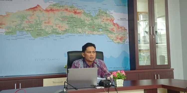 Kepala BPS Provinsi Gorontalo, Mukhamad Mukhanif memberikan keterangan pers berita resmi statistik Gorontalo, Jumat (15/7/2022). (muhajir/gopos)