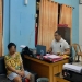 RI Alias Rendy (19) pelaku penganiayaan menggunakan senjata tajam diamankan di Mapolsek Kota Utara (istimewa)