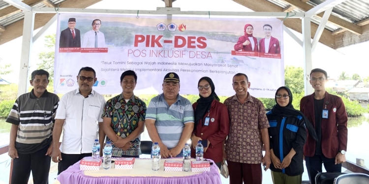 Pembukaan kegiatan Pos Inklusif Desa yang diselenggarakan oleh BEM UNG di Desa Jayabakti Kecamatan Pagimana. Turut hadir Kepala Desa, BPD, dan Karang Taruna, Kamis (21/7/2022). (istimewa)