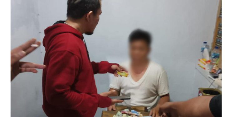 Tim Resmob Otanaha Polda Gorontalo berhasil membekuk dua pelaku bandar judi Togel (Toto Gelap) di Kota Gorontalo pada Rabu (17/8/2022). (Foto: Istimewa)