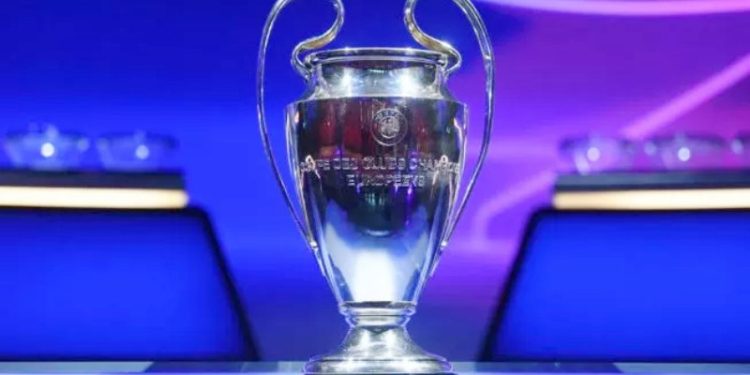 Trofi Liga Champions. [OZAN KOSE / AFP/Suara com]