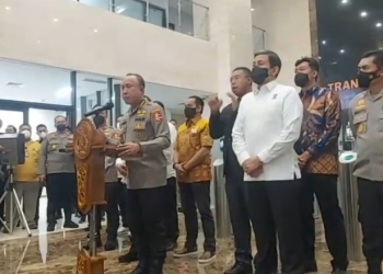 Tim khusus bentukan Kapolri Jenderal Listyo Sigit Prabowo telah menetapkan istri mantan Kadiv Propam Polri Irjen Pol Ferdy Sambo, Putri Candrawathi alias PC sebagai tersangka. (Suara.com)