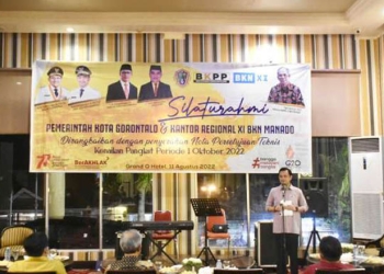 Wakil Wali Kota Gorontalo, Ryan F Kono saat menyampaikan sambutan pada kegiatan silaturahmi bersama Kantor Regional XI  di Grand Q Hotel Gorontalo, Kamis, (11/8/2022). Foto: Humas Pemkot