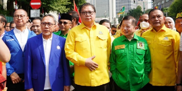 Ketua Umum Partai Golkar, Airlangga Hartarto memimpin partainya mendaftar sebagai peserta Pemilu 2024, Rabu (10/8/2022).