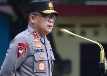 Kepala Kepolisian Daerah Gorontalo Irjen Pol. Helmy Santika saat memberi wejangan kepada seluruh Personilnya saat pelaksanaan apel gabungan di Polda Gorontalo, Selasa (16/08/2022). (Foto: Humas Polda Gorontalo)