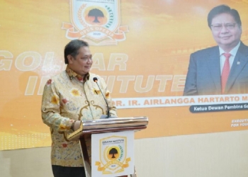 Airlangga saat membuka kegiatan Executive Education for Young Political Leader 8 Golkar Institute, di Kantor DPP Partai Golkar, Senin (22/8/2022).