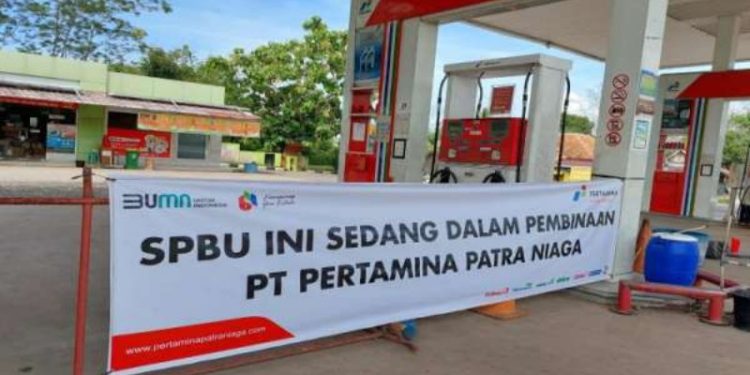 Selama 2022, PT Pertamina Patra Niaga Regional Sulawesi telah melakukan pemberian sanksi kepada 28 SPBU dari total 643 SPBU / APMS yang beroperasi di Sulawesi.