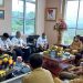 Kepala Ombudsman Perwakilan Provinsi Gorontalo, Alim Niode, menyampaikan hasil monitoring tindaklanjut perbaikan PPDB ke Penjagub Gorontalo, Hamkah Hendra Noer