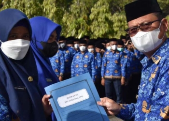 76 CPNS dan 262 PPPK Menerima SK Formasi 2021