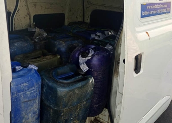 Sebanyak 22 galon berisi solar bersubsidi dari wilayah Sulsel dan Sulteng yang diangkut menggunakan mobil ekspedisi diamankan Polres Pohuwato