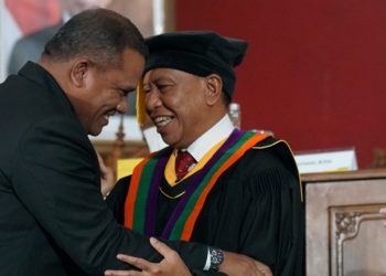 Menpora Zainudin Amali bersama Rektor UNG, Eduart Wolok (Dok. UNG)