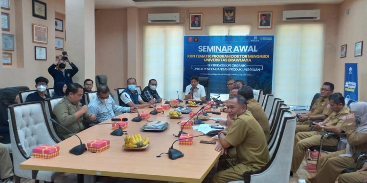 Mahasiswa Program Doktor Mengabdi Universitas Brawijaya Malang Siap Kembangkan Kopi Pinogu