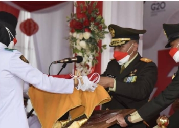 Penurunan Bendera