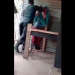 Tangkapan layar video penganiayaan ibu-ibu oleh oknum polisi inisial Aipda S di Kabupaten Pinrang, Kamis (15/9).
