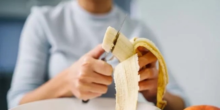 Ilustrasi alat kelamin dipotong (suarabekaci.id)