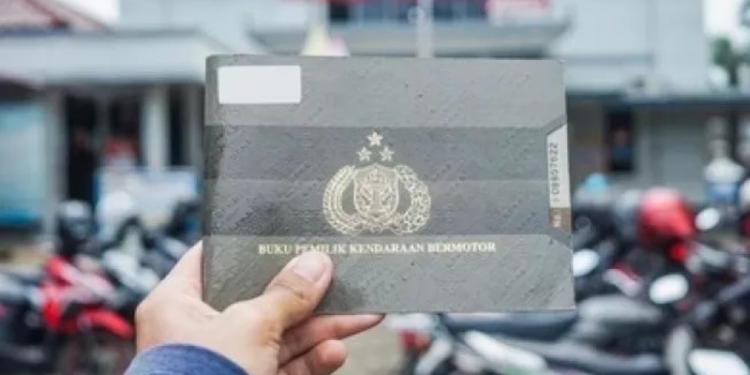 BPKB elektronik akan menggunakan cip, sehingga bisa diakses oleh komputer. Foto: Ilustrasi BPKB . (suara.com)