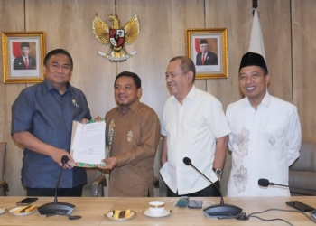 Pertemuan antara Ketua APTISI Gorontalo bersama Pimpinan dan Anggota DPR RI, Rabu (28/9/2022) (istimewa)