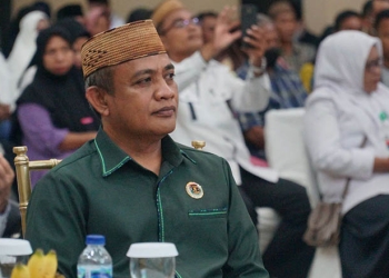 Aleg DPRD Kota Gorontalo, Arifin Miolo saat menghadiri penandatanganan MOU antara Pemkot Gorontalo, dan Pengadilan Agama kelas 1 A Gorontalo, Senin (26/9/2022). Foto: Humas Dekot