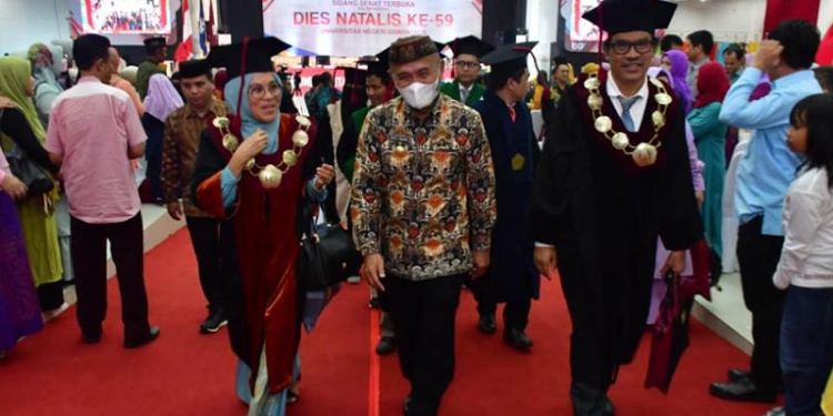 Bupati Pohuwato, Saipul Mbuinga, Menghadiri Dies Natalis UNG ke-59, di Auditorium UNG, Jum'at 16/09/2022 (Istimewa)