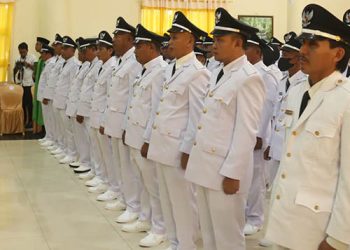 Bupati Pohuwato Lantik 62 Kades Terpilih, Ingatkan Transparansi Anggaran 