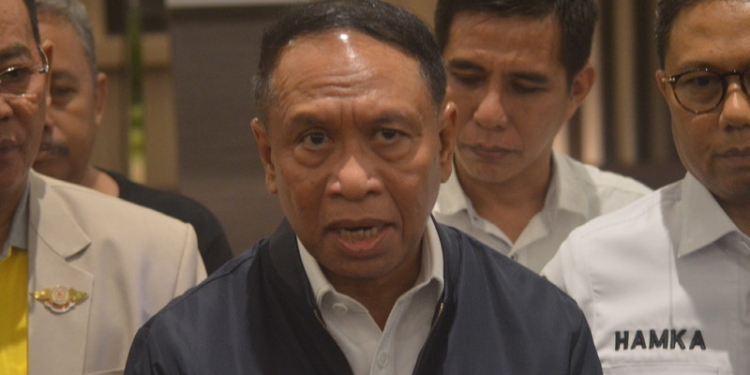 Menteri Permuda dan Olahraga (Menpora), Zainuddin Amali saat diwawancarai awak media. (Foto: Putra/Gopos)