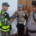 Operasi Pekat Otanaha II 2020, Kepolisian Sektor (Polsek) Tolangohula berhasil mengamankan puluhan botol miras. (Foto: Istimewa)