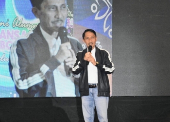 Bupati Gorontalo, Nelson Pomalingo saat menghadiri kegiatan 30 Tahun Alumni SMA 1 Limboto Angkatan 1992 di GPCC Gorontalo, Kota Gorontalo, Jumat (2/9/2022). (Foto: Istimewa)