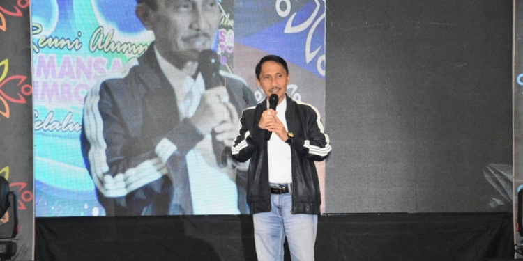 Bupati Gorontalo, Nelson Pomalingo saat menghadiri kegiatan 30 Tahun Alumni SMA 1 Limboto Angkatan 1992 di GPCC Gorontalo, Kota Gorontalo, Jumat (2/9/2022). (Foto: Istimewa)