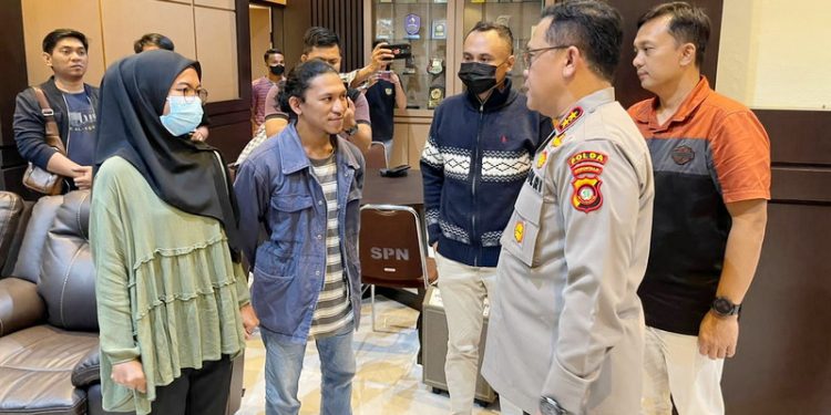 Kapolda Gorontalo Kedepekan Soft Approach Soal Mahasiswa yang memaki presiden. (Foto: Humas Polda Gorontalo)