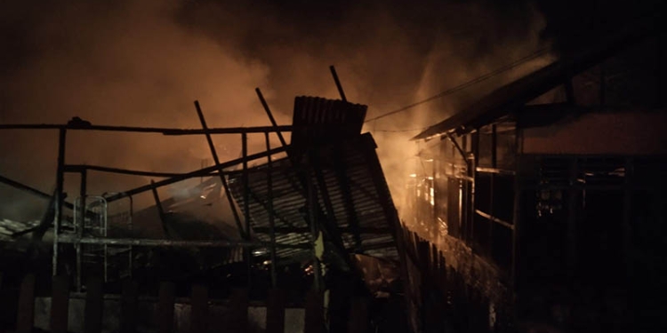 Kebakaran dua rumah di Boalemo