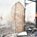 Wali Kota Gorontalo, Marten Taha saat meninjau lokasi kebakaran di Kelurahan Buladu, Kecamatan Kota Barat, Kota Gorontalo. Kamis (1/8/2022) foto: istimewa