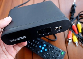 Perangkat STB Televisi Digital (dok. Kominfo)
