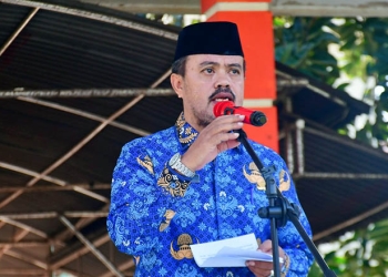 Sekretaris Daerah (Sekda) Pohuwato, Iskandar Datau, Memimpin Apel Korpri di Halaman Kantor Bupati Pohuwato, Senin 19/09/2022 (Istimewa)