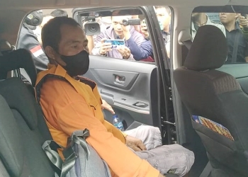 Rayhon Guillen (31), nelayan asing asal Filipina yang terdampar di Gorontalo Utara menuju Manado untuk menjalani masa detensi di Rumah Detensi Imigrasi Manado, Kamis (1/9/2022) (muhajir/gopos)