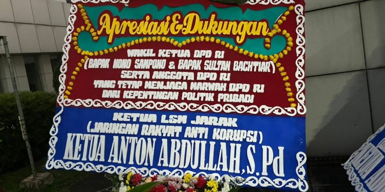 Karangan bunga