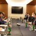 Menteri Koordinator Bidang Perekonomian Airlangga Hartarto dalam pertemuan dengan Menteri Perdagangan dan Industri Republik India Piyush Goyal di Los Angeles, setelah Forum Indo Pacific Economic Framework (IPEF) ditutup hari Jum’at (09/09). 