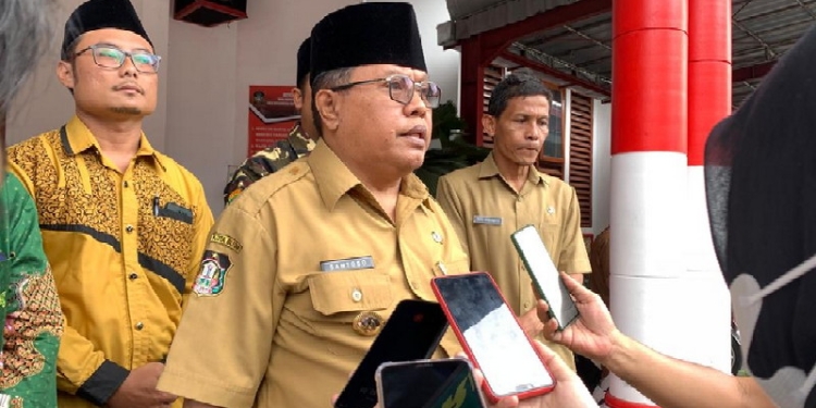 Wali Kota Blitar, Santoso saat ditemui usai membuka Seminar Anti Radikalisme di Aula Kantor Kecamatan Kepanjen Kidul, Blitar, Senin (24/10/2022). (foto: thoha/gopos).