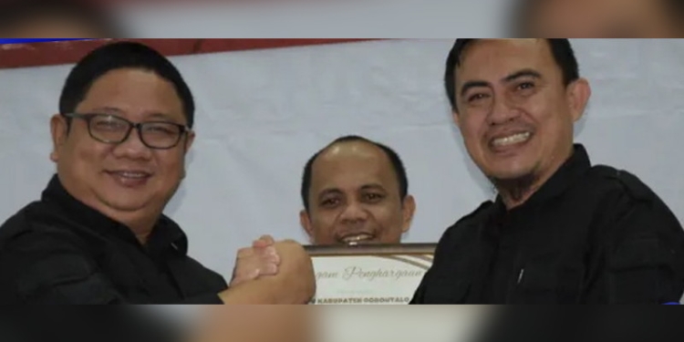 Komisi Pemilihan Umum (KPU) Kabupaten Bone Bolango berhasil meraih predikat terbaik I dalam Penyampaian LPPA dan BAP KAS Se-Provinsi Gorontalo.