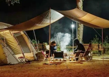 ilustrasi camping (Yoursay.Suara.com)