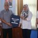 Wakil Ketua DPRD Provinsi Gorontalo, Sofyan Puhi (kedua kiri) saat menerima kunjungan Direktur UT Gorontalo, Andi Suci Anita (kedua kanan), Senin (17/10/2022) di ruang kerja Wakil Ketua DPRD Provinsi Gorontalo. (Humas Deprov Gorontalo)