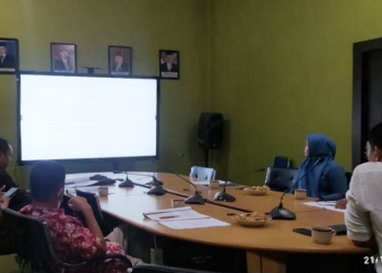 Rapat pembahasan dua ranperda di Ruang Ketua DPRD Bone Bolango, Jumat (21/10/2022). (Foto: Istimewa)
