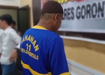 DY pelaku pembunuhan di Desa Juriyah, Kecamatan Bilato, Kabupaten Gorontalo. (Foto: Putra/Gopos)