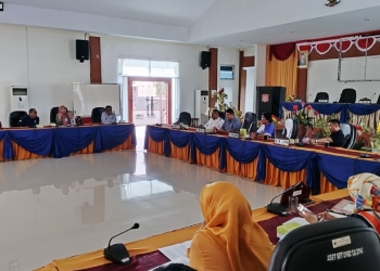 Rapat Dengar Pendapat DPRD Bone Bolango bersama beberapa Dinas terkait soal Rekrutmen PPPK di Ruang Sidang DPRD Bone Bolango, Jumat (21/10/2022). (Foto: Putra/Gopos)