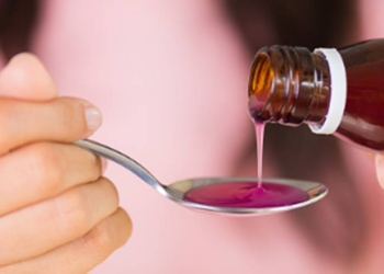 Ilustrasi obat sirup (foto: Pixabay.com)