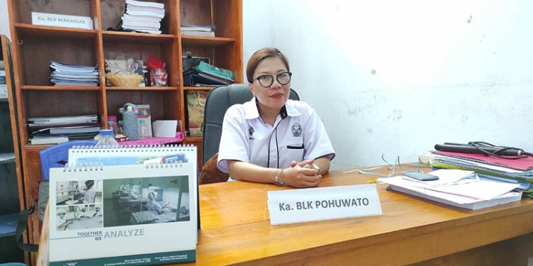 Kepala Unit Pelaksana Teknis Daerah (UPTD) Balai Latihan Kerja (BLK), Ferny D. Lengkong,