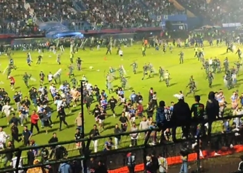 Kerusuhan di Stadion Kanjuruhan, Kabupaten Malang, Sabtu (1/10/2022) (Twitter)