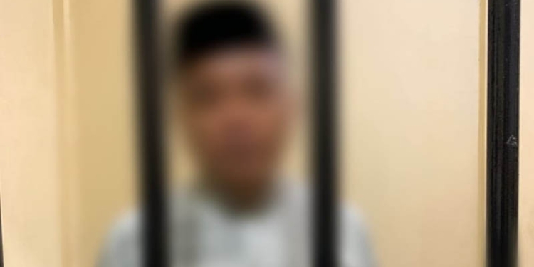 AA, salah satu mantan kades di Gorontalo Utara diamankan di Polres Gorontalo Utara. (Istimewa)