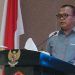 Mucksin Brekat saat menyampaikan pandangan umum Fraksi Demokrat terhadap rancangan nota keuangan dan Ranperda tentang APBD tahun 2023 dalam rapat paripurna pembicaraan tingkat I, di Aula I DPRD Kota Gorontalo, Senin (3/10/2022). (Foto: Humas)